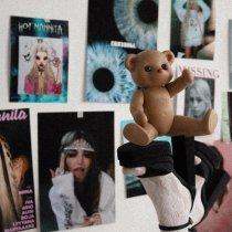 DEVASELEBA, HOFMANNITA - Связаны