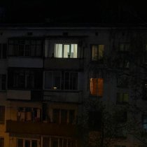 ГУДРОН - в потолок