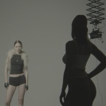 луни ана - Give It 2 Me