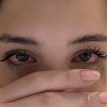 АКУЛИЧ - Красные глаза