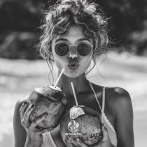 Tim Dian, Gizrad, Agata Bayu - One More