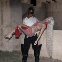 Мальбэк, HOFMANNITA - Я люблю людей