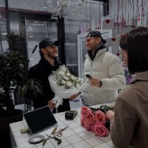 Keneli & Zhiro - Цветы